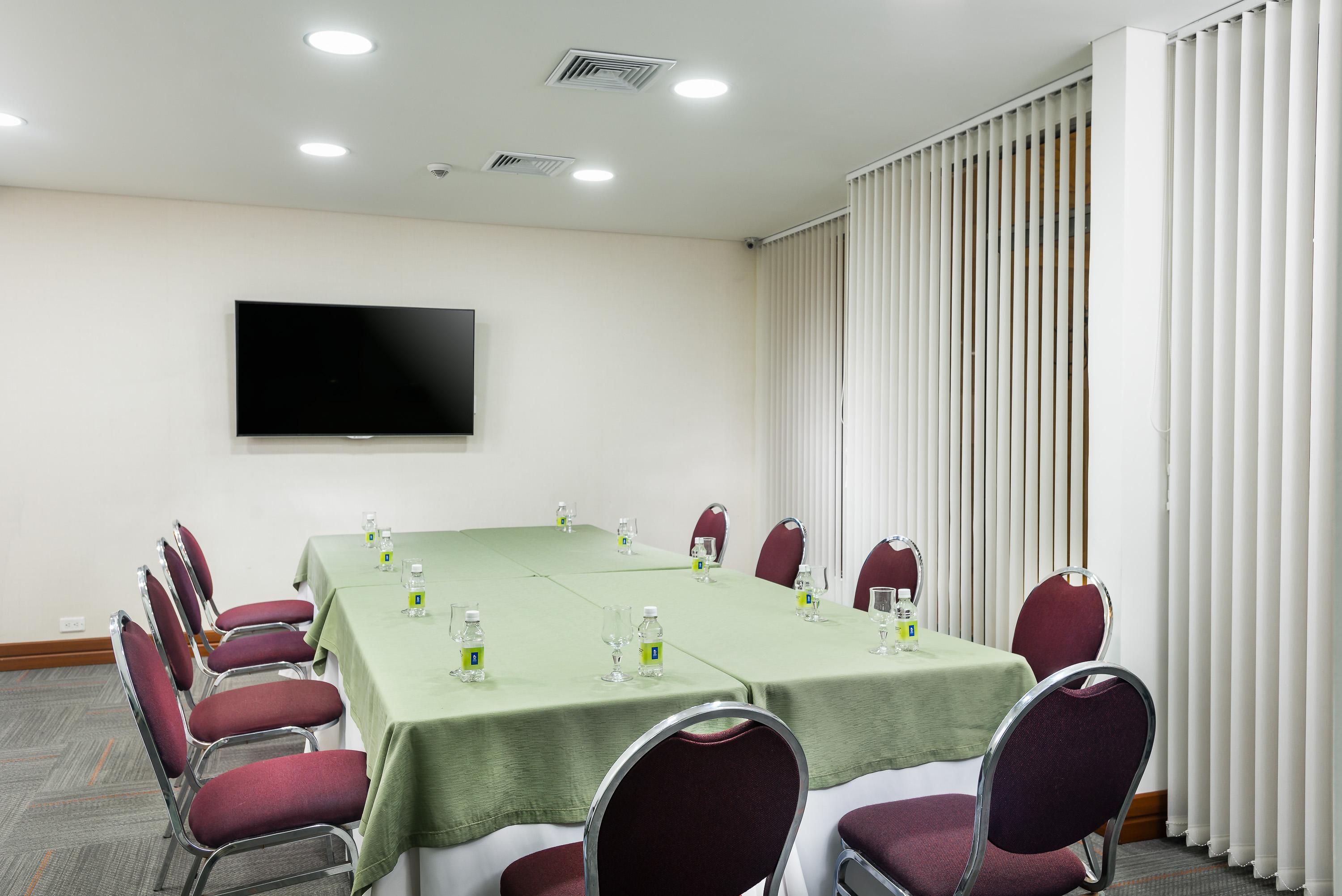 Hotel Dann Carlton Bucaramanga Eksteriør billede Meeting room