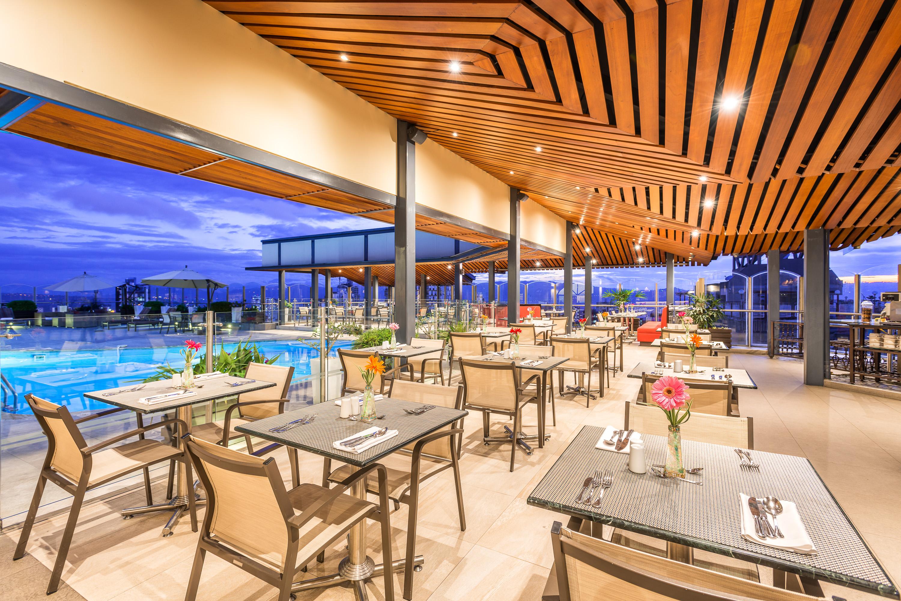 Hotel Dann Carlton Bucaramanga Eksteriør billede The Deck